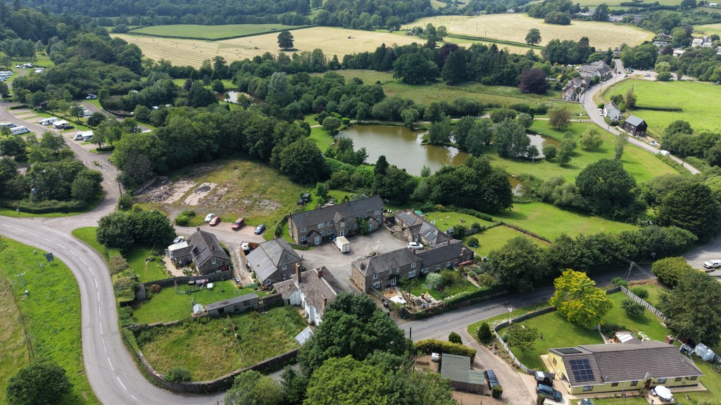 Lot: 20 - THREE-BEDROOM SINGLE-STOREY DWELLING - A FREEHOLD INVESTMENT - Birds-eye-view